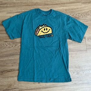 Kids volcom t shirt